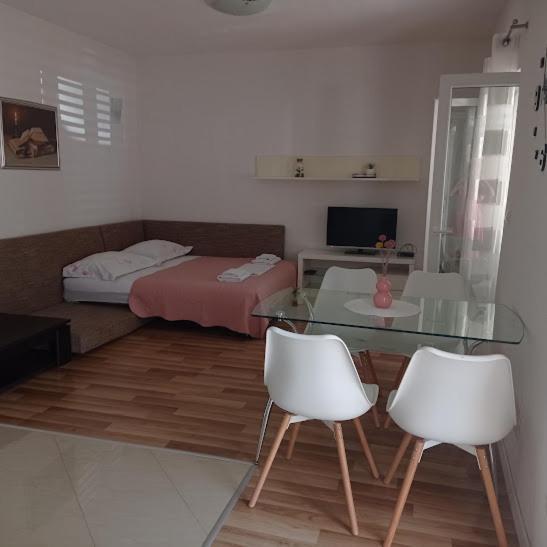 Dariana Apartment มาคาร์สกา ภายนอก รูปภาพ
