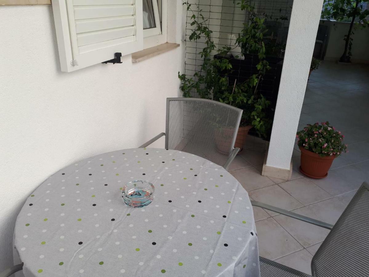 Dariana Apartment มาคาร์สกา ภายนอก รูปภาพ